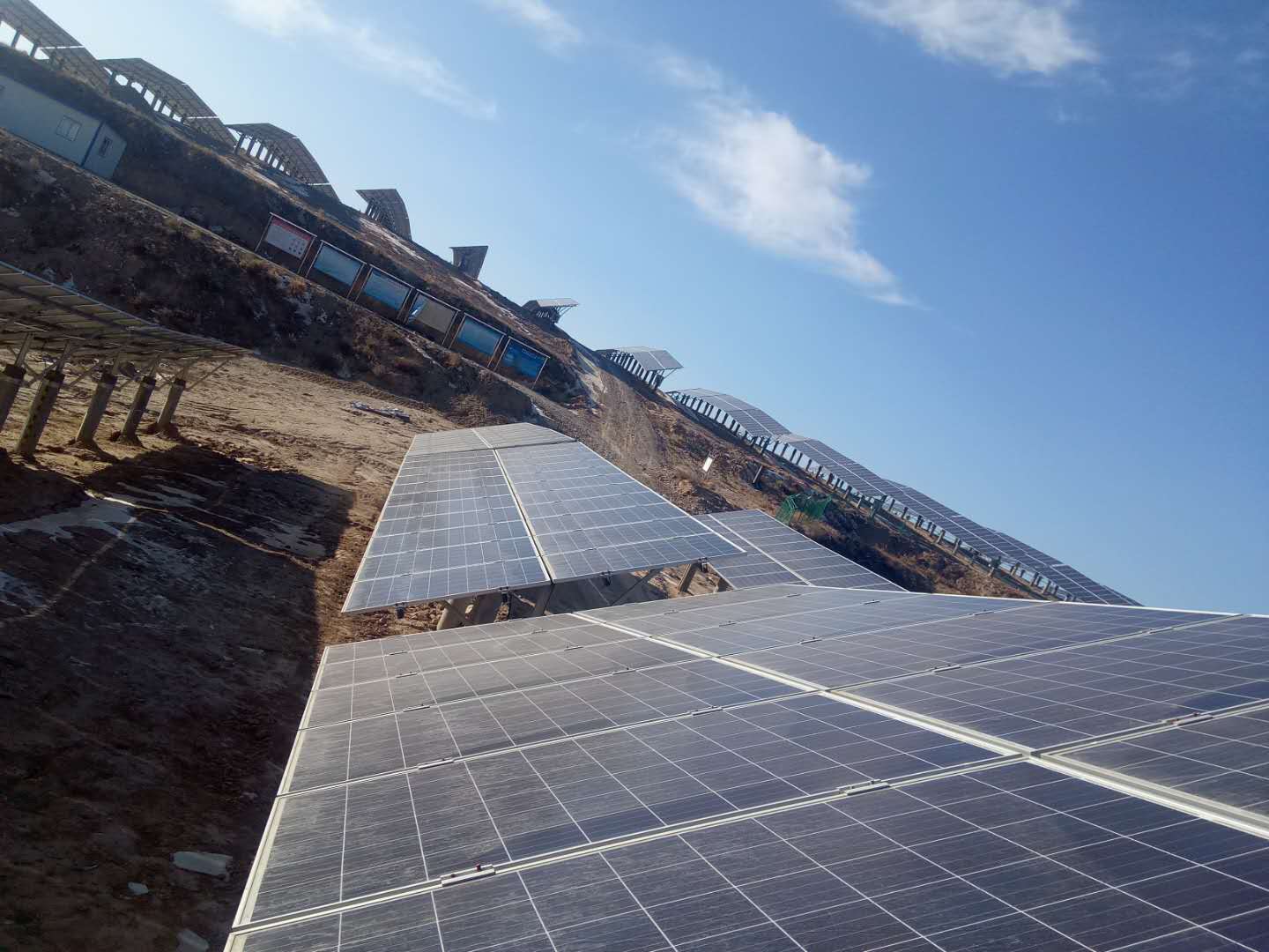 岚县2.8MWP农光互补光伏扶贫项目